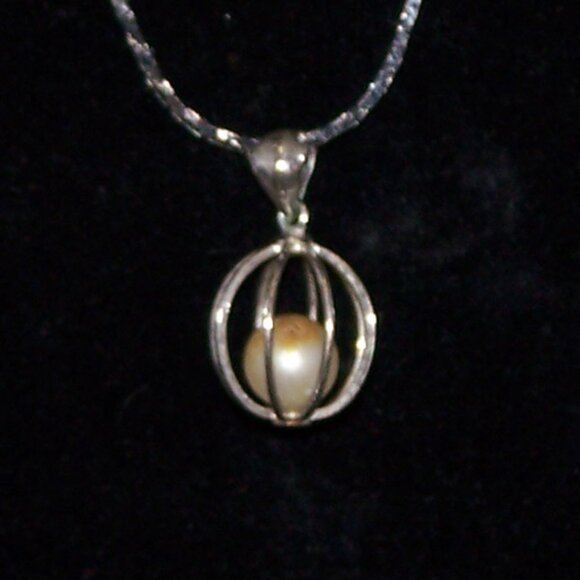 Caged White Pearl Pendant Necklace - Picture 1 of 4